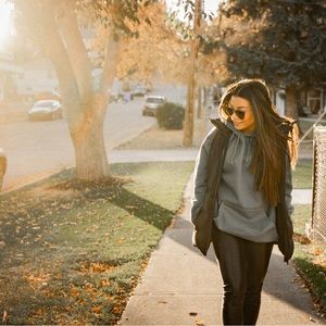 Meet your Posher, Maria